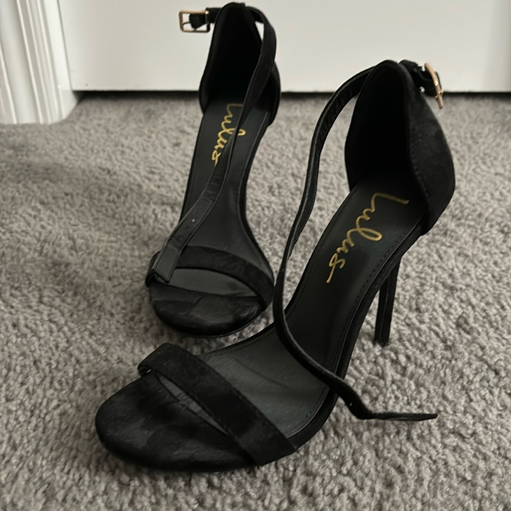 Lulus black suede open toe heels